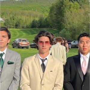 Meet your Posher, Thomas